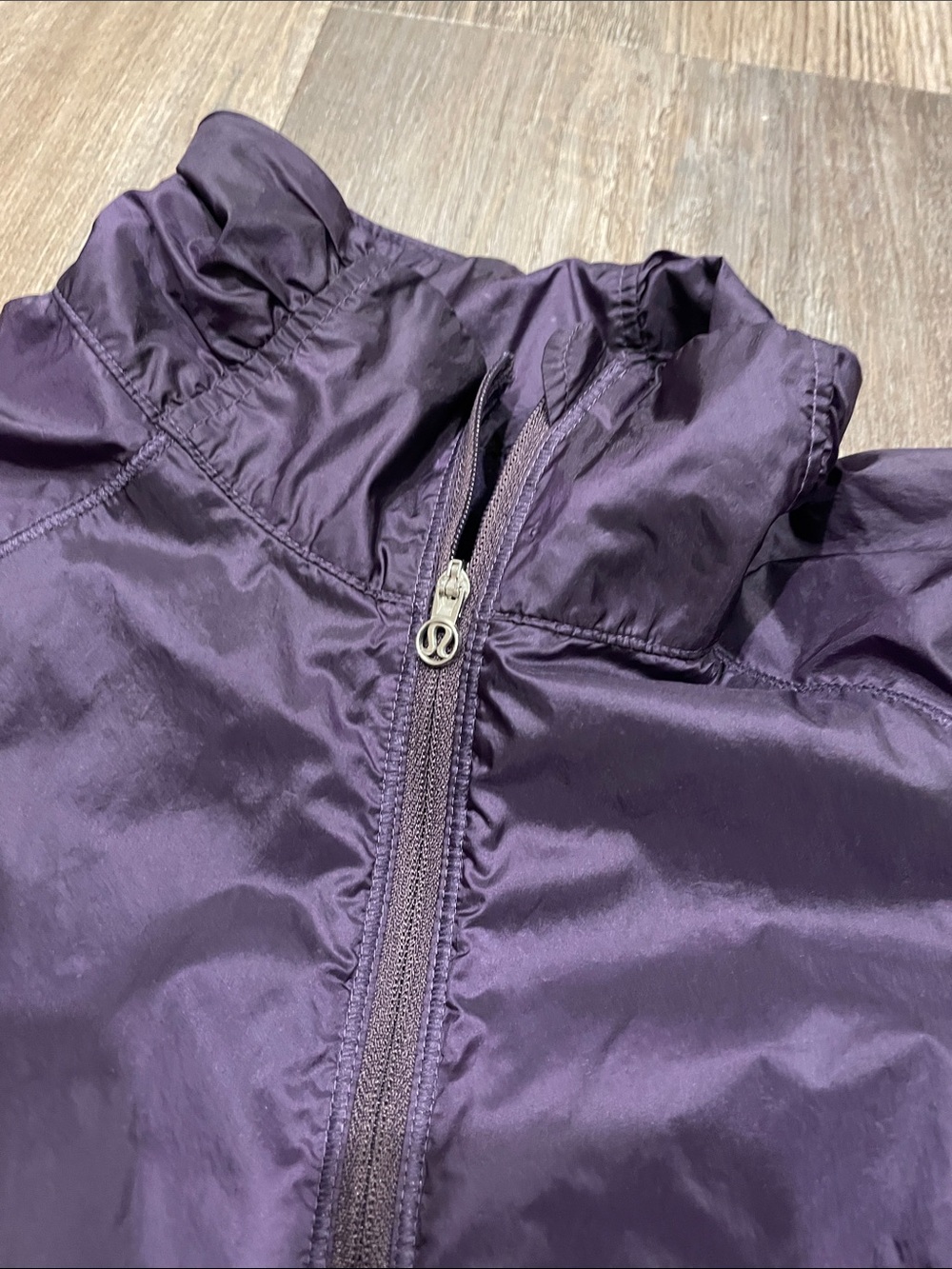 Lululemon Run Wild Jacket Purple Concord Grape size 4 Windbreaker Jacket - Women - Picture 8 of 12